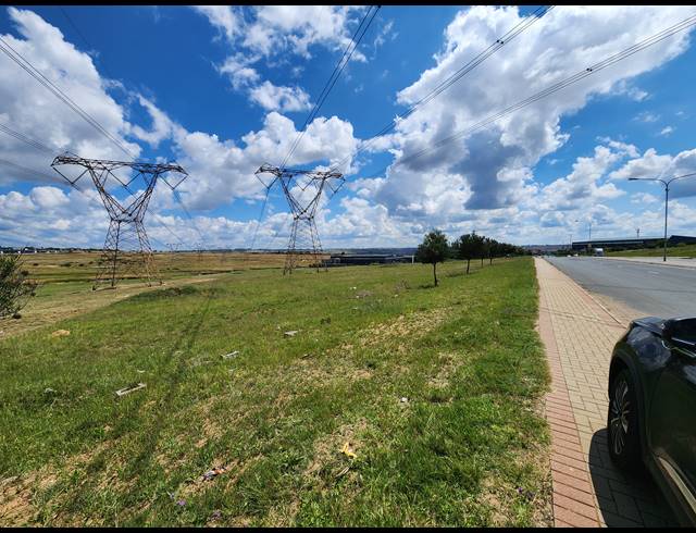 36,300M² VACANT LAND FOR SALE IN SAMRAND BUSINESS PARK